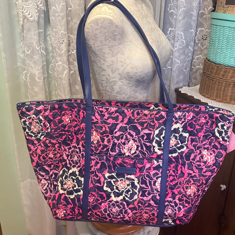 Vera Bradley Katarina Pink Trimmed Vera Traveler NWT